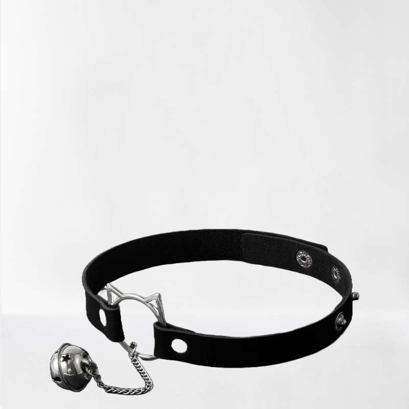 LateToBed "BDSM Line" choker con aro con orejitas y cascabel