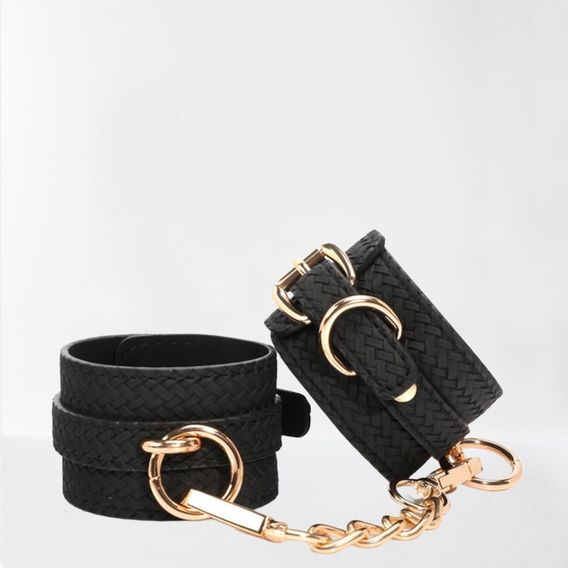 LateToBed "BDSM Line" esposas para tobillo elegantes con cadena dorada