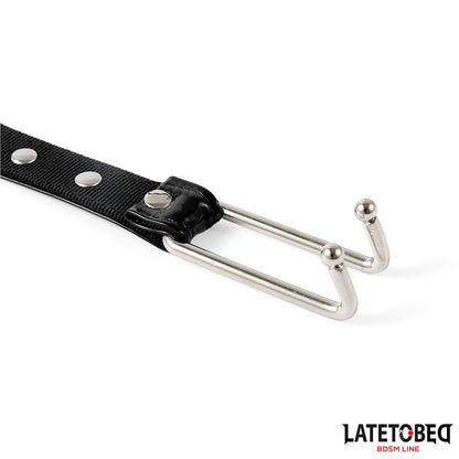 LateToBed "BDSM Line" collar con gancho para la nariz