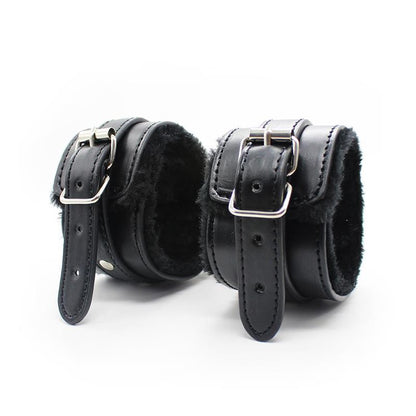 Intoyou "BDSM Line" set bondage 11 piezas negro