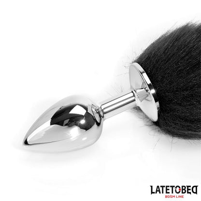 LateToBed "BDSM Line" plug anal con cola negro 40 cm