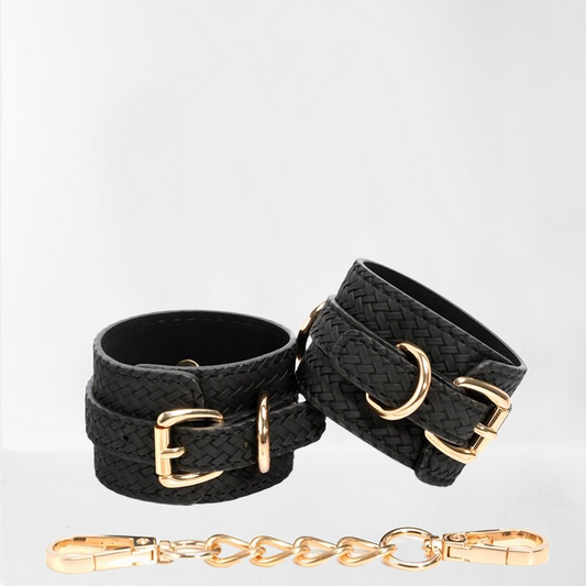 LateToBed "BDSM Line" esposas para tobillo elegantes con cadena dorada
