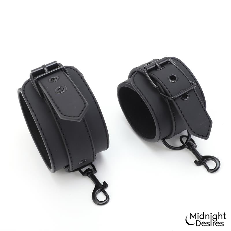 Midnight Desires restricciones para la cama "Midnight Desires"