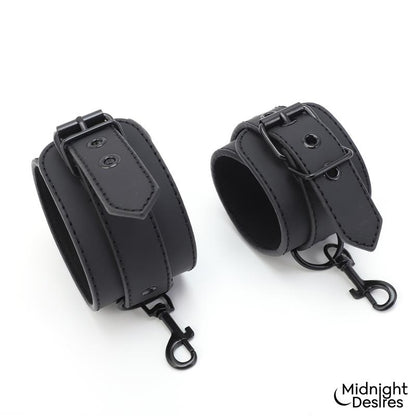 Midnight Desires restricciones para la cama "Midnight Desires"
