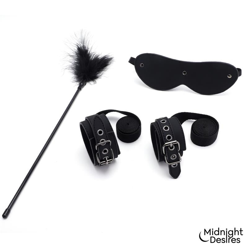 Midnight Desires set bondage con esposas, antifaz y pluma "Midnight Desires"