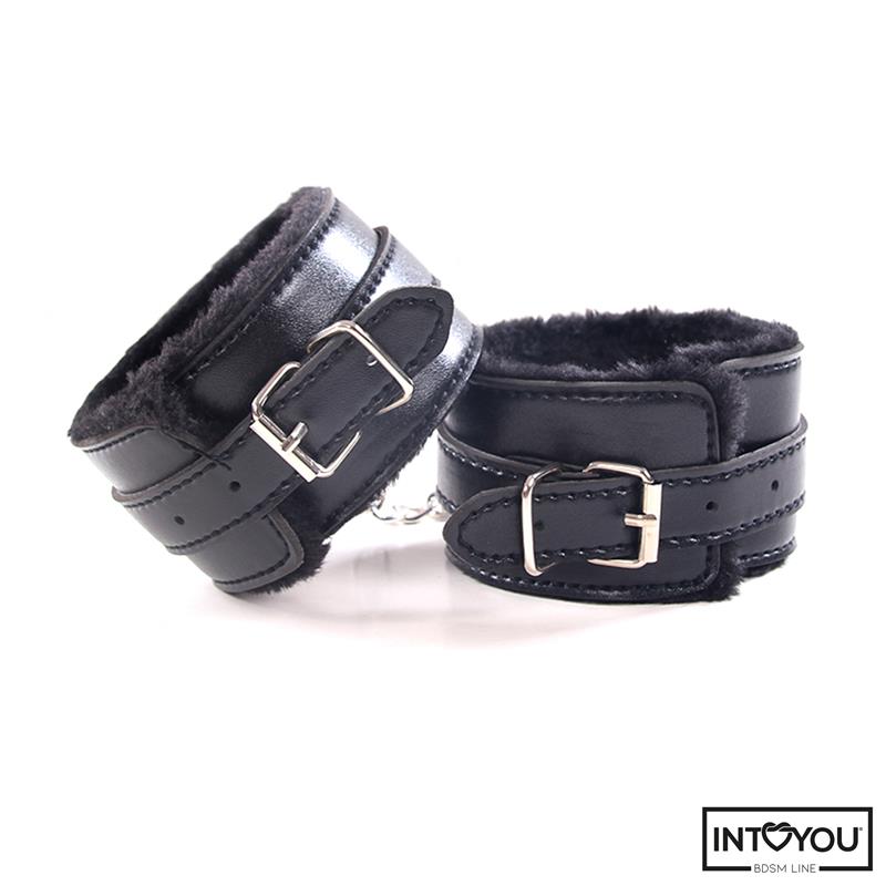 Intoyou BDSM Line set de bondage 7 piezas "Furry Set"