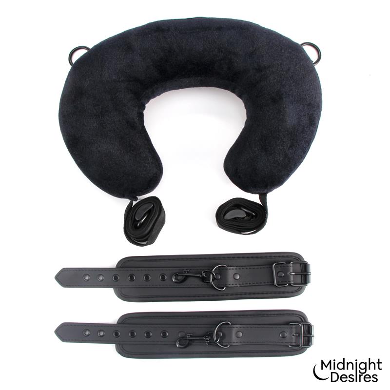 Midnight Desires set de restricciones con cojín para el cuello "Midnight Desires"