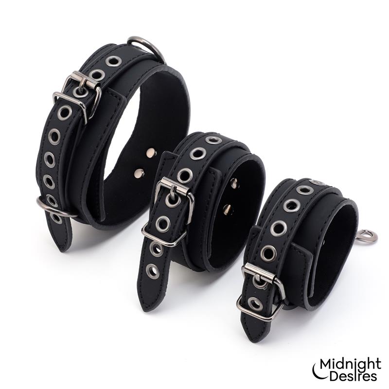Midnight Desires set de restricciones con collar y esposas "Midnight Desires"