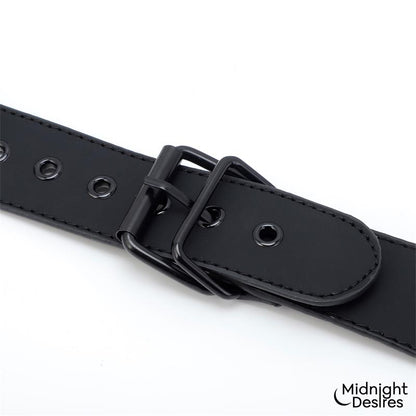 Midnight Desires set de restricciones con collar y esposas "Set de Restricciones con Collar y Esposas"
