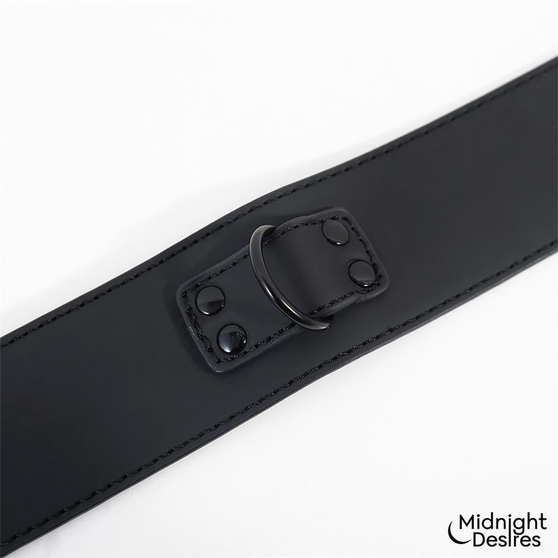 Midnight Desires set de esposas y collar con correa "Set de Restricciones con Esposas y Collar con Correa"