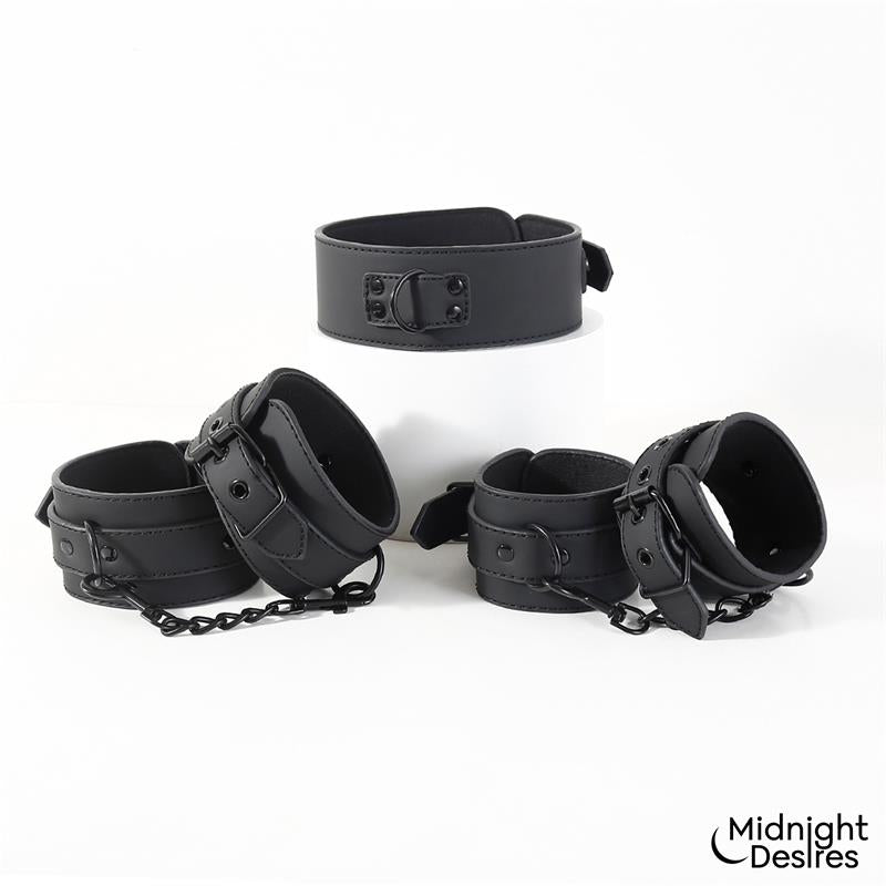 Midnight Desires set de esposas y collar con correa "Set de Restricciones con Esposas y Collar con Correa"