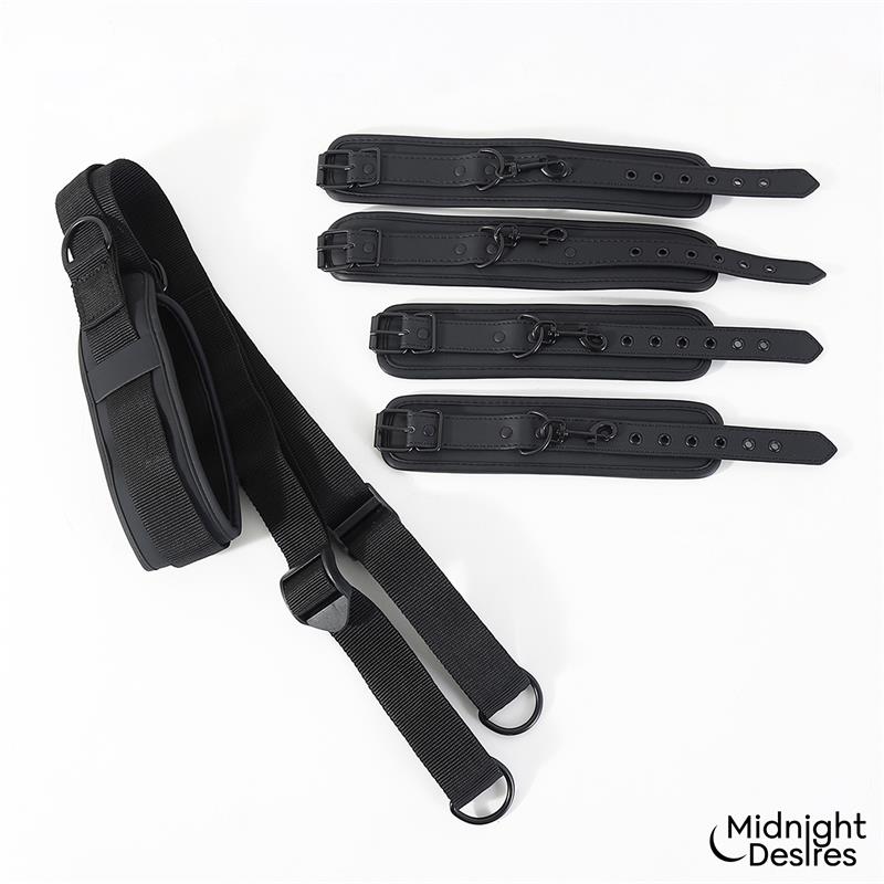 Midnight Desires set de restricciones con sujeción para el cuello "Set BDSM"
